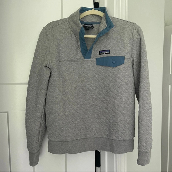 Patagonia Tops - Patagonia Gray Pullover Snap-T Quilted Cotton